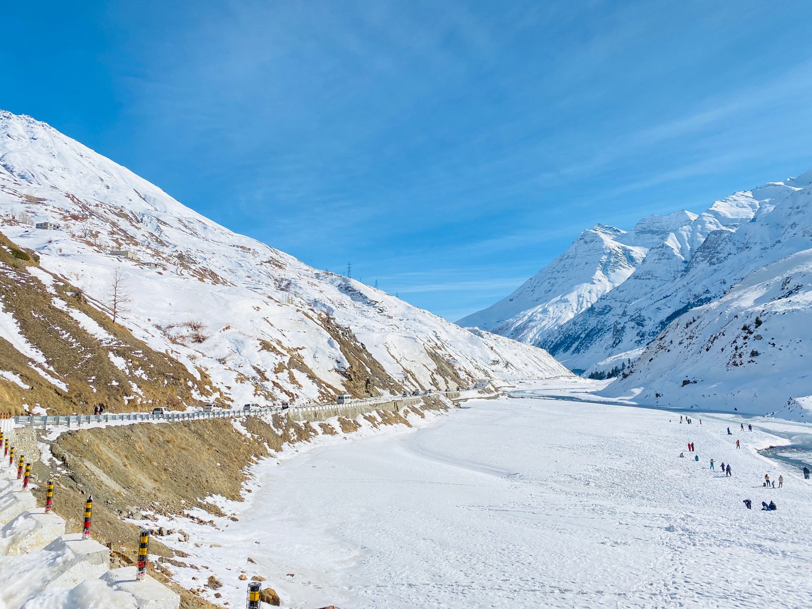Rohtang Pass Tour Package
